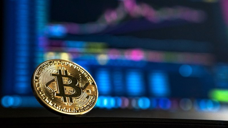 Bitcoins e Criptomoedas realmente geram dinheiro fácil?